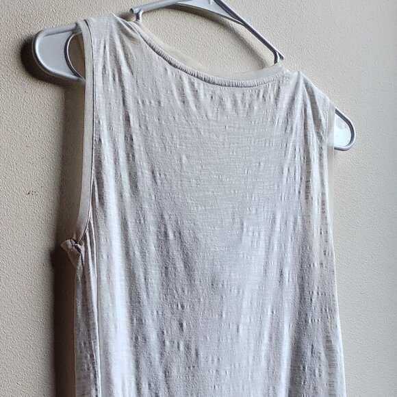 LOFT Ivory Beaded V-Neck Tank Top Size Small - Picture 10 of 15